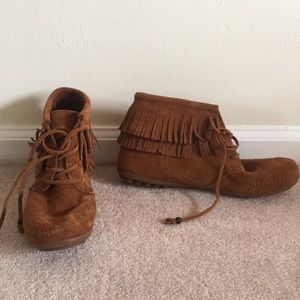 Minnetonka shoes